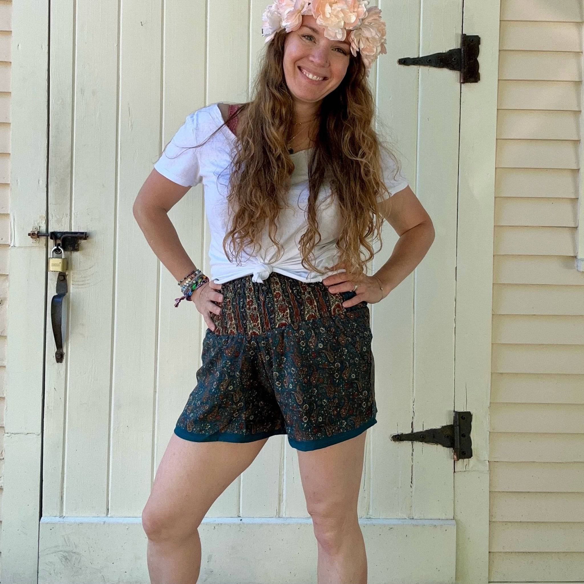 Last Chance Laurel Canyon Lounge Shorts For Teens And Preteens Size 00 To 6 Boho 1970s Inspired Darn Good Yarn